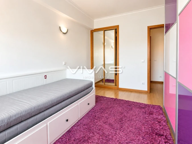 Apartamento T3 para Arrendamento em Vila Verde e Barbudo Foto 9