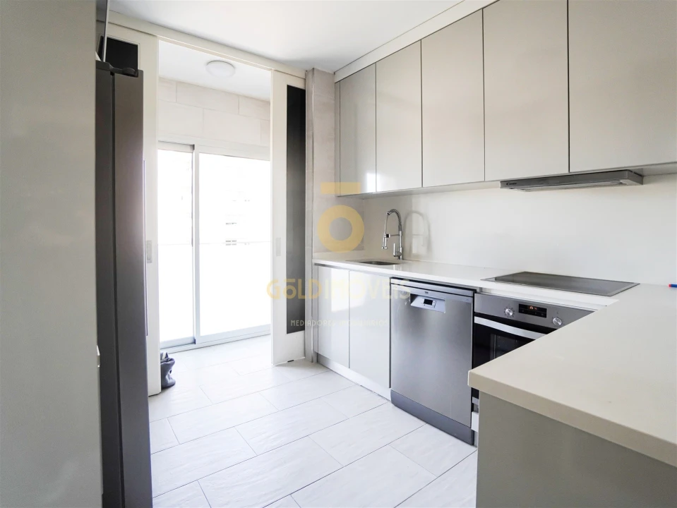 Apartamento T3 para Venda em Penafiel Foto 5