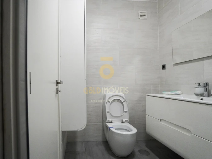 Apartamento T3 para Venda em Penafiel Foto 12