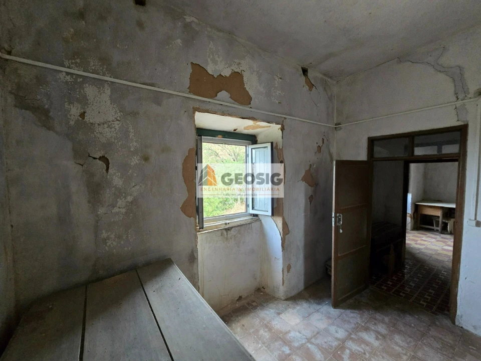 Quinta T4 para Venda em São Barnabe Foto 13
