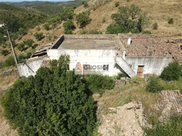 Quinta T4 para Venda em São Barnabe