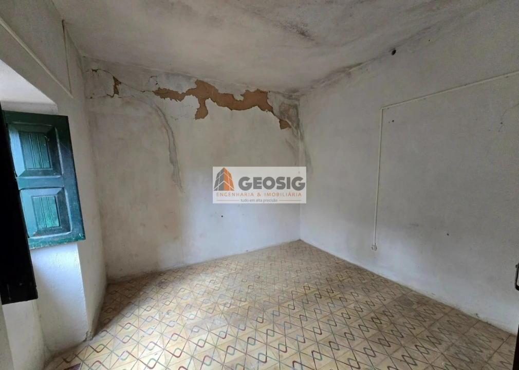 Quinta T4 para Venda em São Barnabe Foto 7