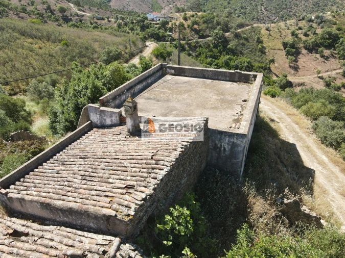 Quinta T4 para Venda em São Barnabe Foto 23