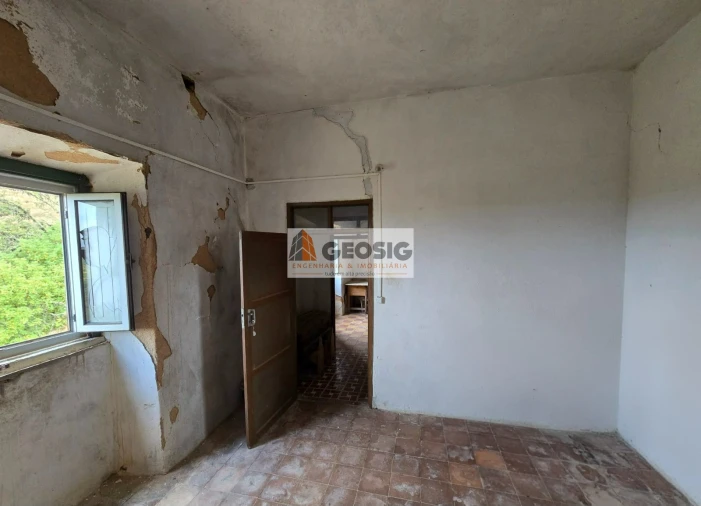 Quinta T4 para Venda em São Barnabe Foto 5