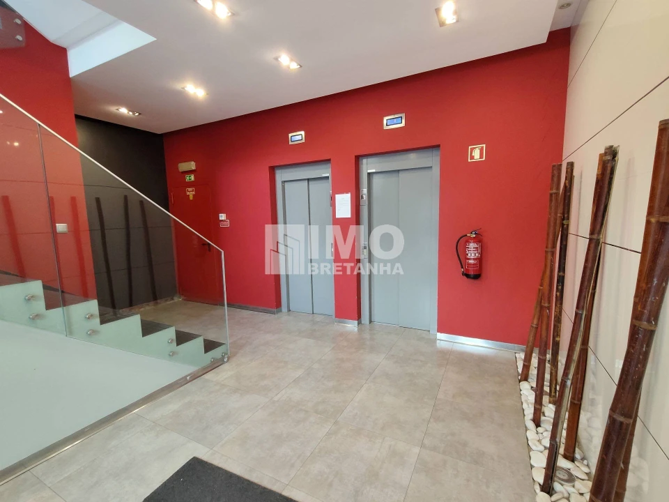 Apartamento T3 para Venda em Covilhã e Canhoso Foto 37