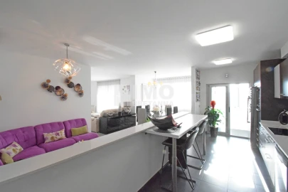 Apartamento T3 para Venda em Covilhã e Canhoso