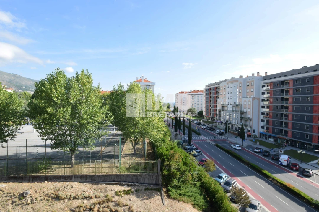 Apartamento T3 para Venda em Covilhã e Canhoso Foto 24