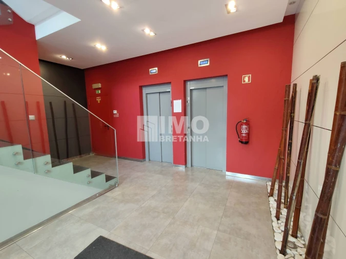 Apartamento T3 para Venda em Covilhã e Canhoso Foto 37