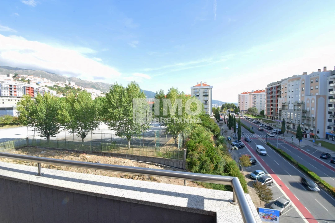 Apartamento T3 para Venda em Covilhã e Canhoso Foto 31