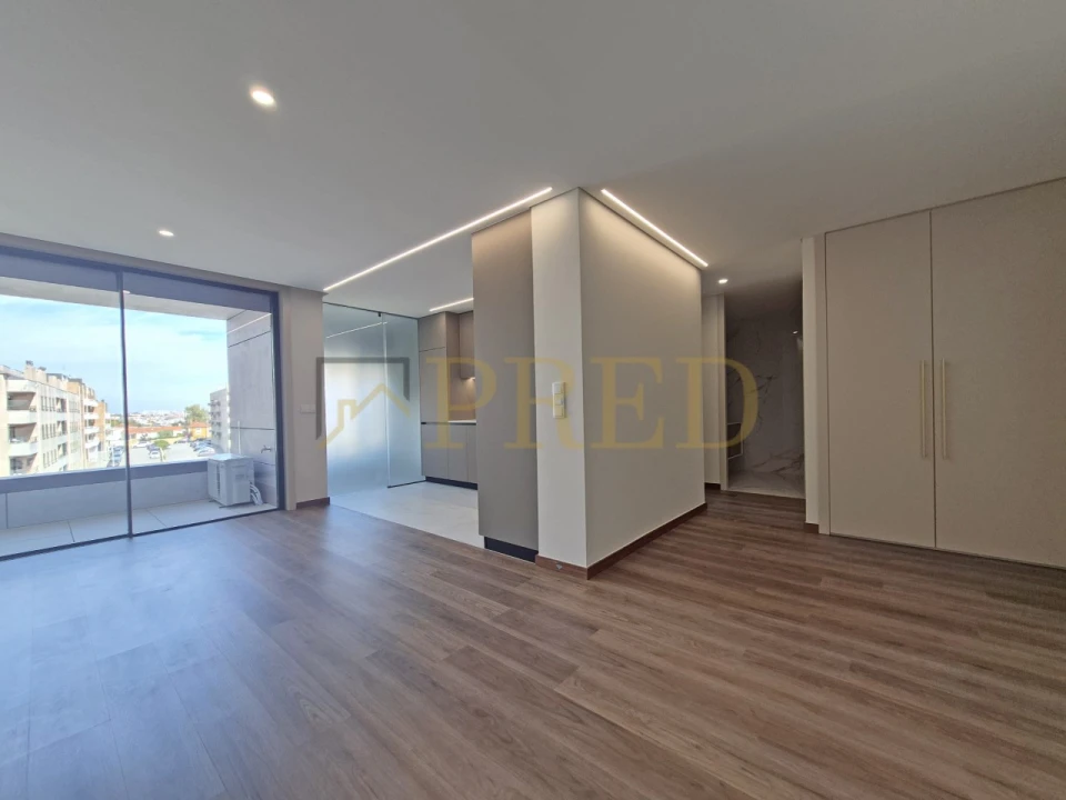 Apartamento T1 para Arrendamento em Canidelo Foto 3