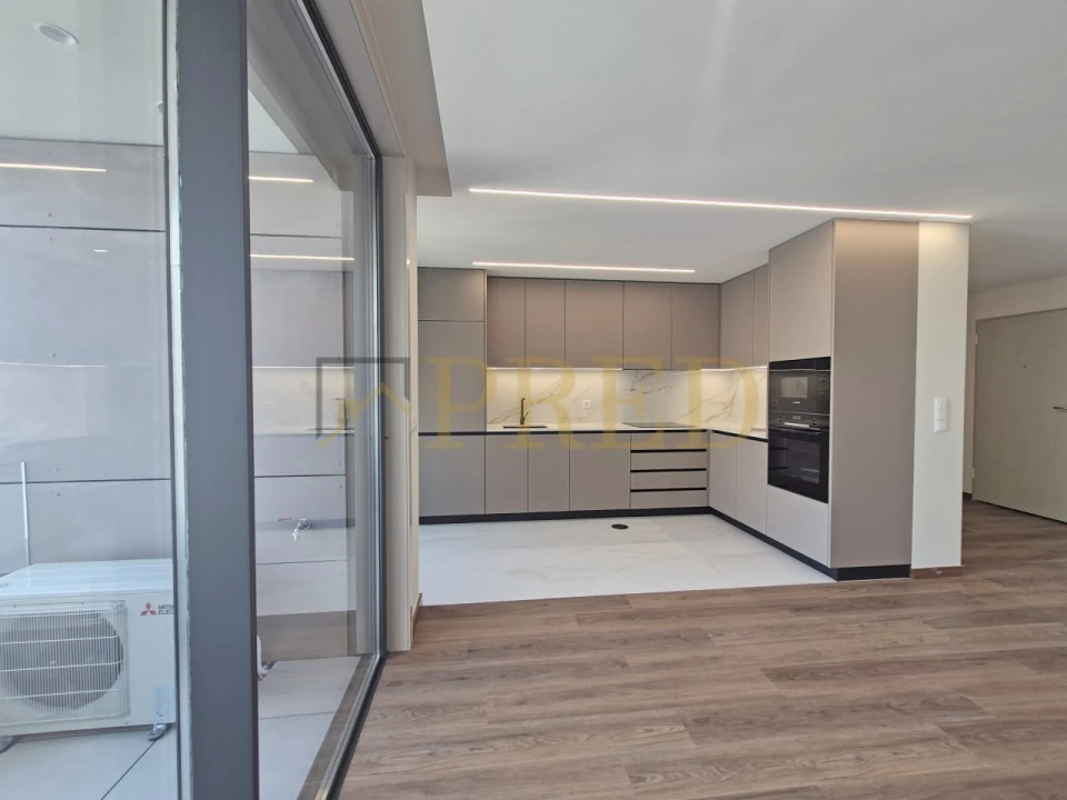 Apartamento T1 para Arrendamento em Canidelo Foto 6