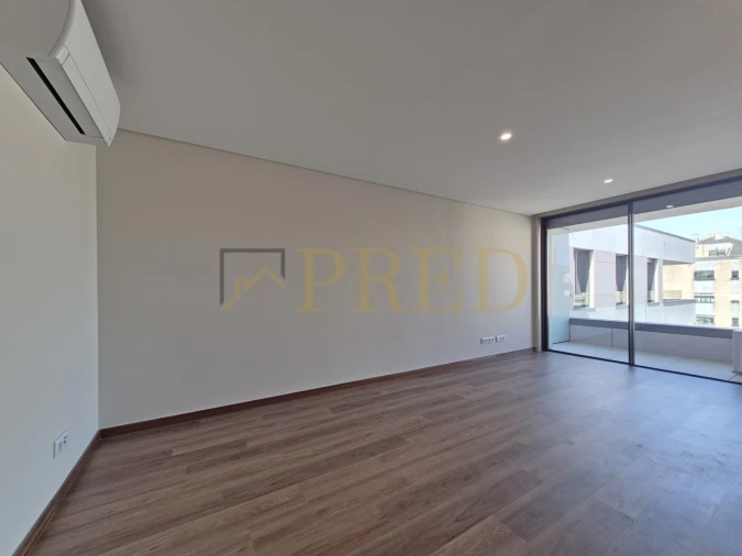Apartamento T1 para Arrendamento em Canidelo Foto 4
