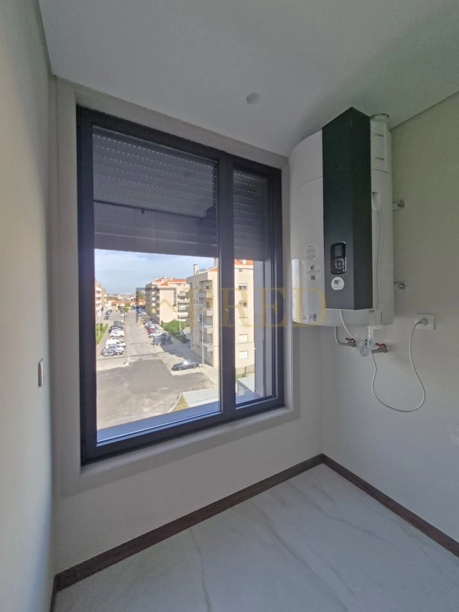 Apartamento T1 para Arrendamento em Canidelo Foto 11