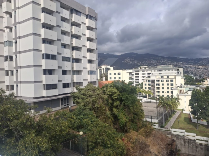 Apartamento T2 para Arrendamento em Funchal (Se) Foto 39