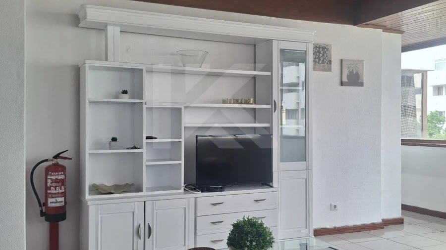 Apartamento T2 para Arrendamento em Funchal (Se)