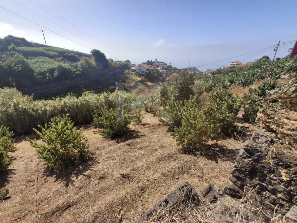 Terreno para Venda em Canhas Foto 3