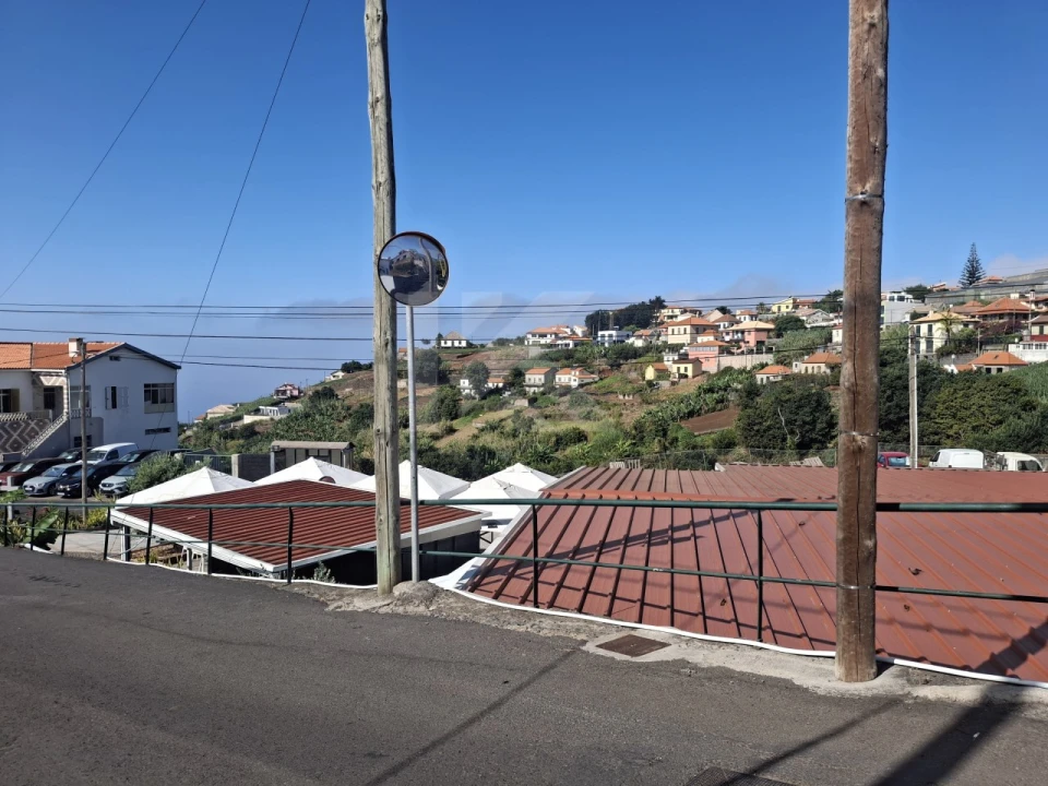 Terreno para Venda em Canhas Foto 47