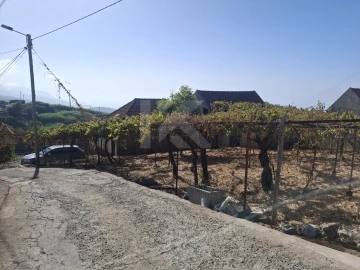 Terreno para Venda em Canhas