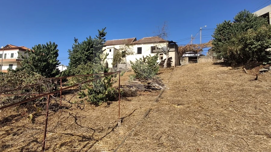 Terreno para Venda em Canhas