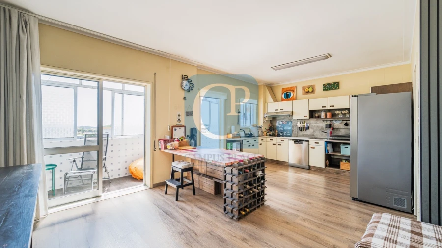 Apartamento T3 para Venda em Mafamude e Vilar do Paraíso