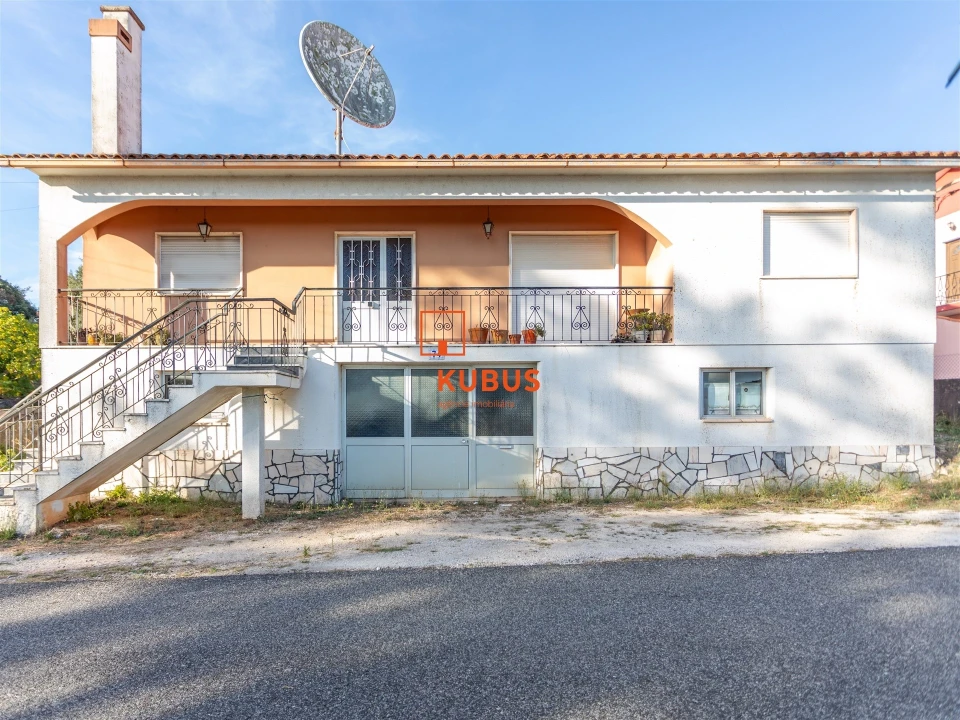 Moradia T4 para Venda em Serra de Santo Antonio Foto 1