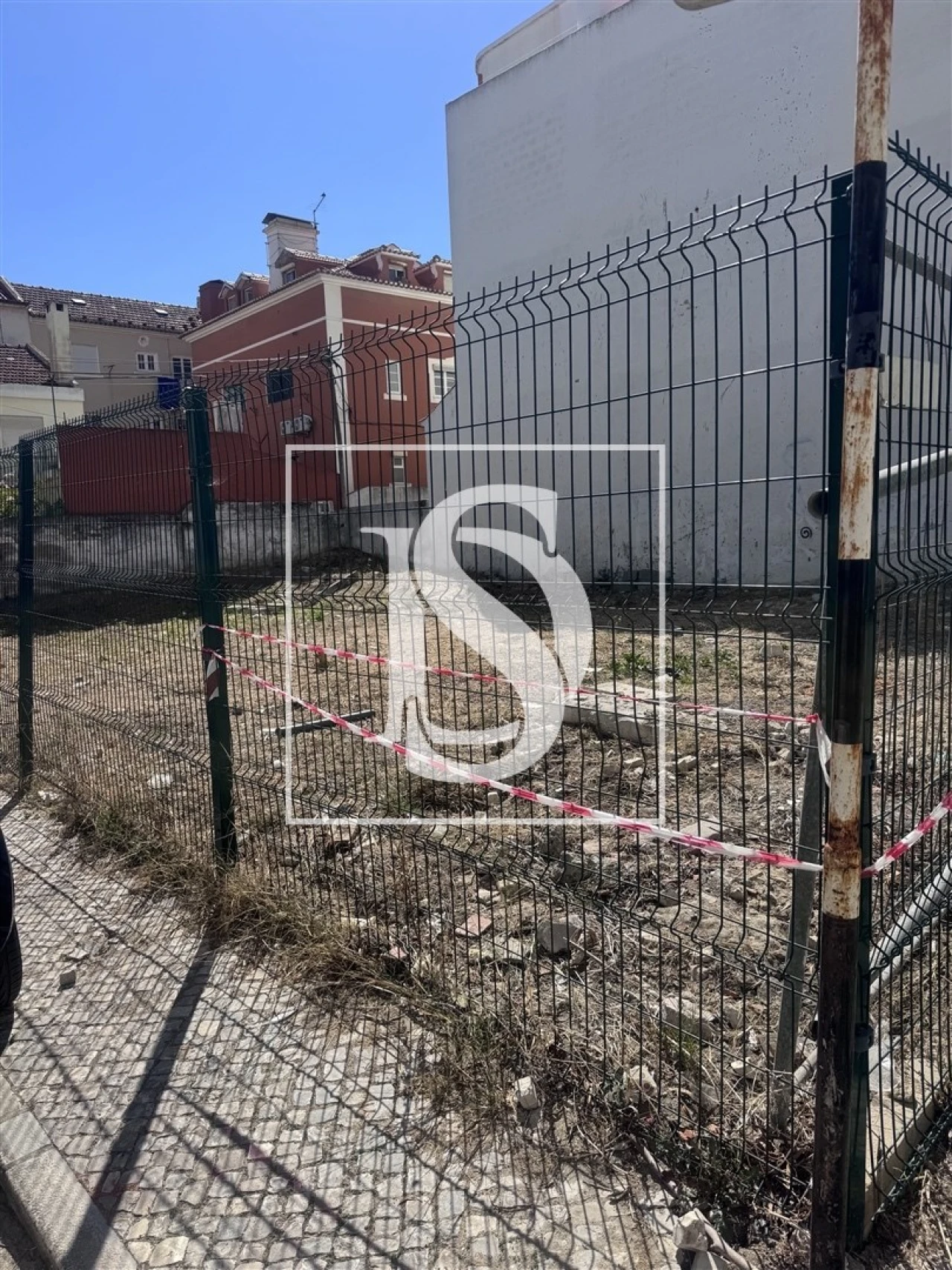 Terreno para Venda em Caparica e Trafaria Foto 2