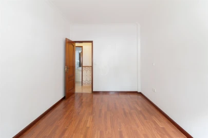 Apartamento T3 para Arrendamento em Santo Antonio da Charneca