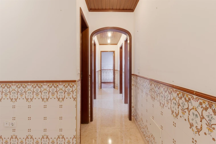 Apartamento T3 para Arrendamento em Santo Antonio da Charneca Foto 15