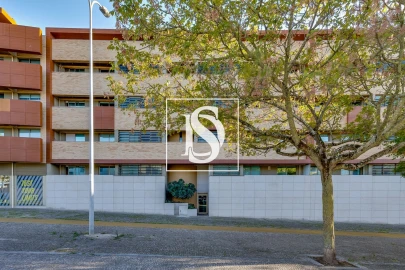 Apartamento T3 para Venda em Aver-O-Mar, Amorim e Terroso