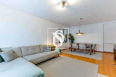 Apartamento T3 para Venda em Aver-O-Mar, Amorim e Terroso
