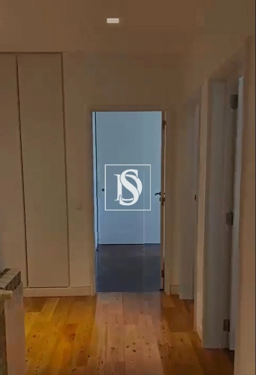 Apartamento T4 para Venda em Arroios Foto 12