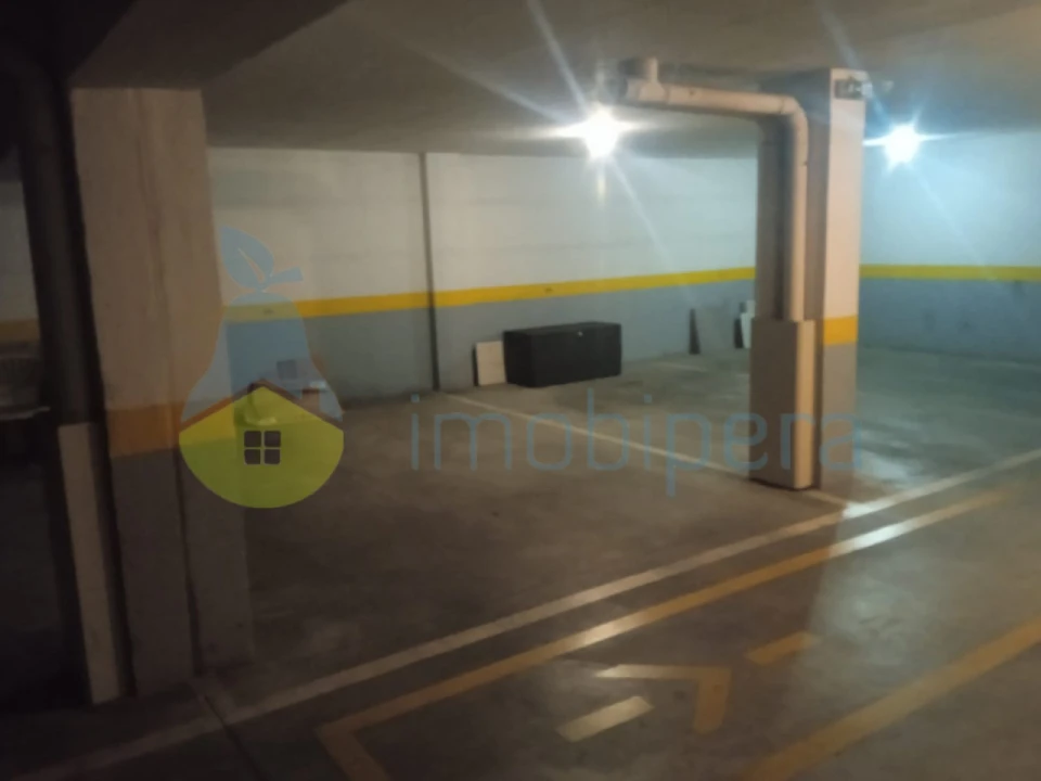 Apartamento T3 para Venda em Portimão Foto 23