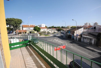 Apartamento T2 para Arrendamento em São Domingos de Rana