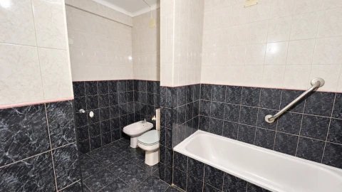 Apartamento T3 para Venda em Caldas da Rainha - Santo Onofre e Serra do Bouro