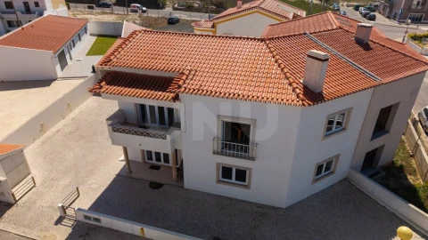 Moradia T4 para Venda em Ferrel
