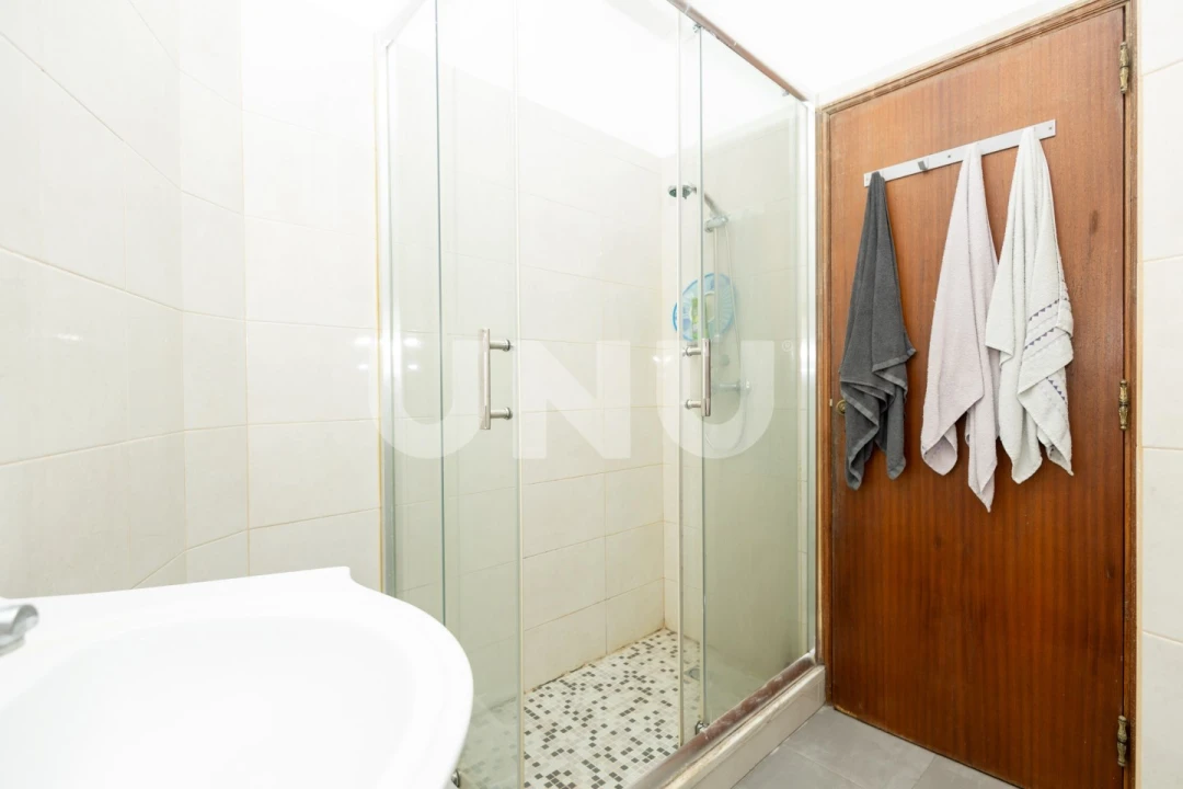 Apartamento T3 para Venda em Carregado e Cadafais Foto 17