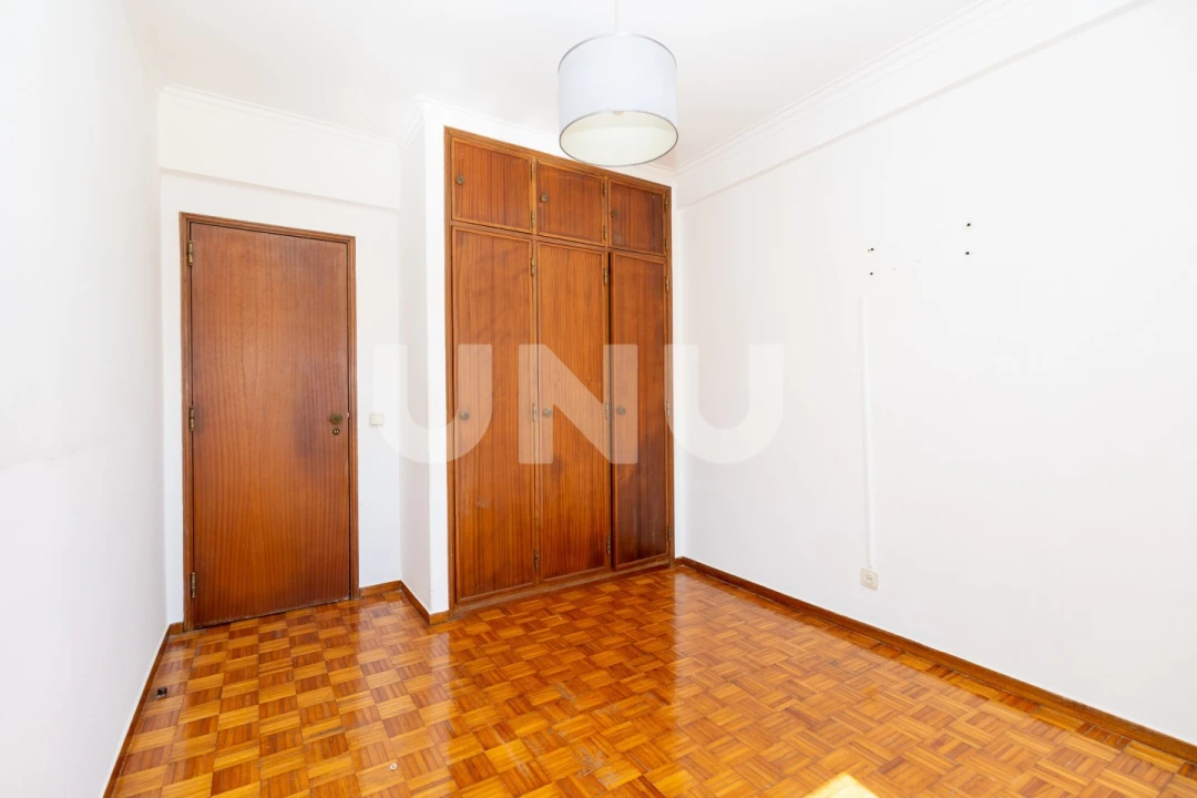 Apartamento T3 para Venda em Carregado e Cadafais Foto 13