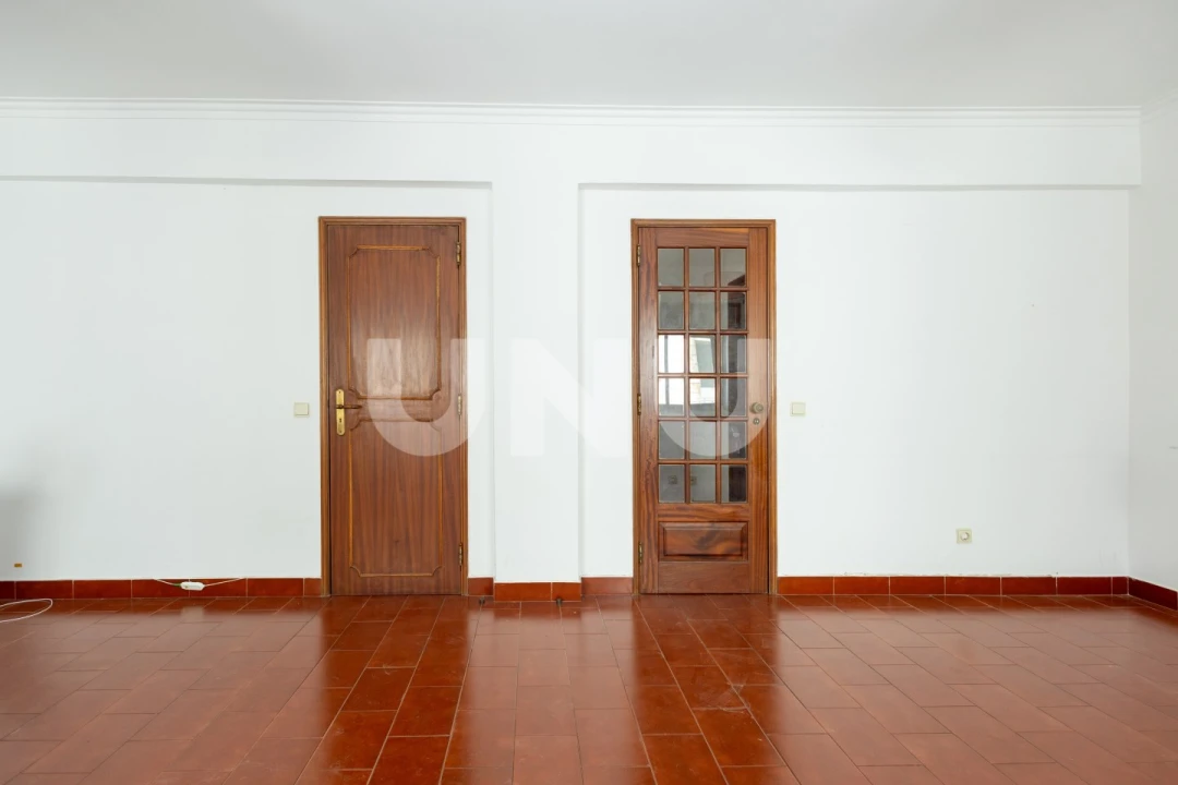 Apartamento T3 para Venda em Carregado e Cadafais Foto 6