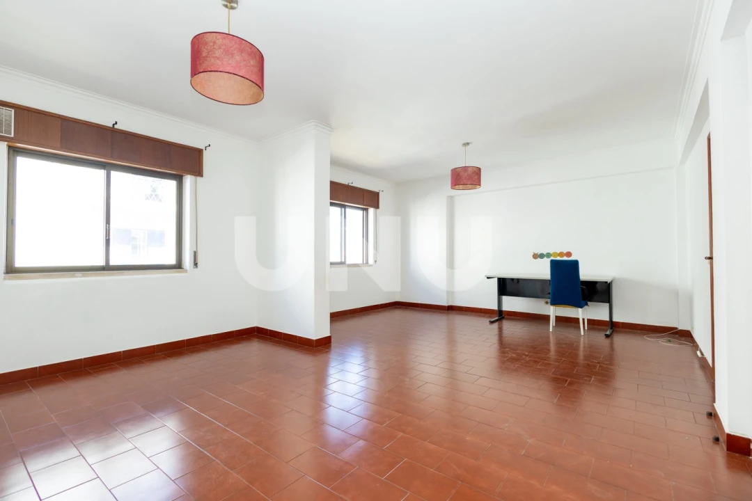 Apartamento T3 para Venda em Carregado e Cadafais Foto 9