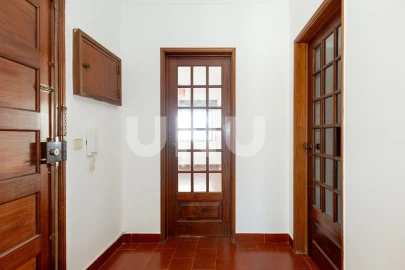 Apartamento T3 para Venda em Carregado e Cadafais