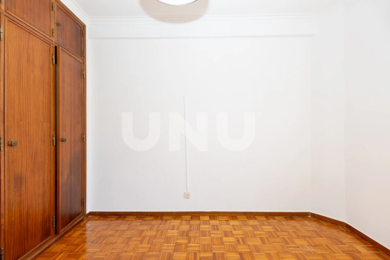 Apartamento T3 para Venda em Carregado e Cadafais Foto 16