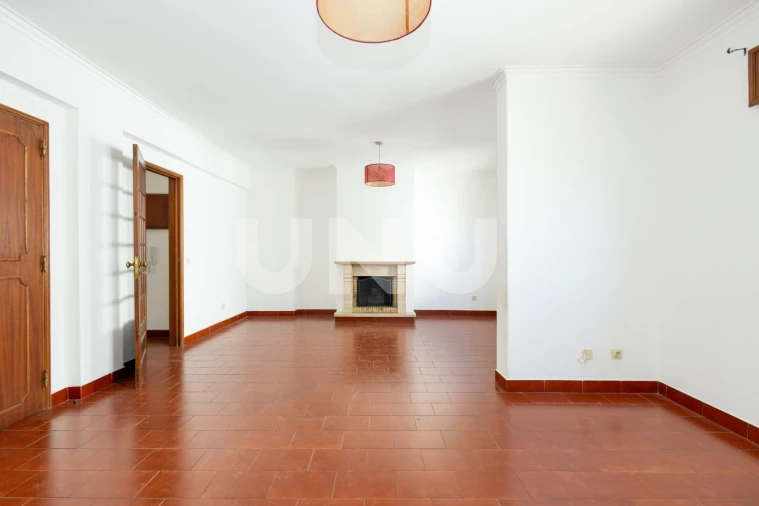 Apartamento T3 para Venda em Carregado e Cadafais Foto 2