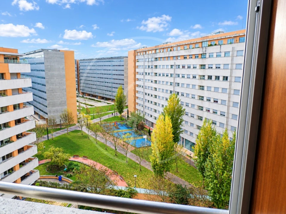Apartamento T1 para Venda em Santa Clara Foto 1