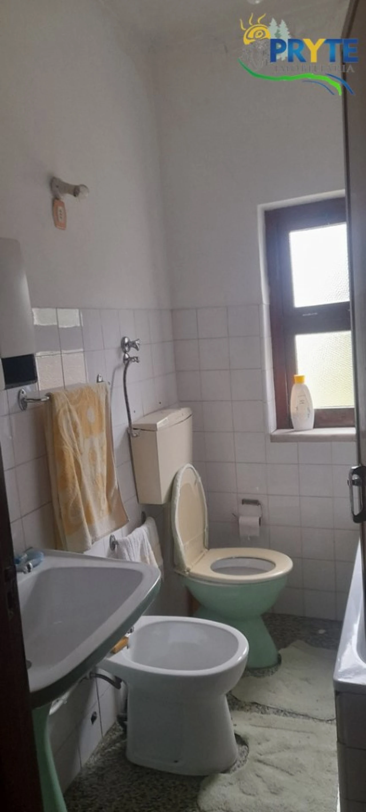 Moradia T4 para Venda em Cabeçudo Foto 24