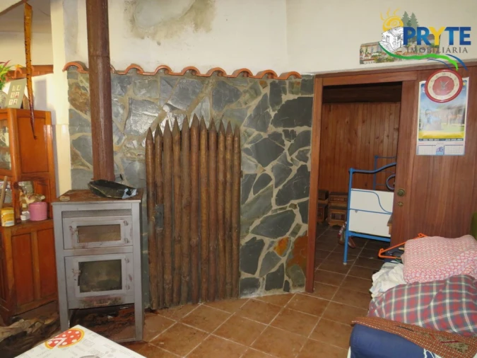 Moradia T3 para Venda em Cabeçudo Foto 14