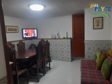 Moradia T3 para Venda em Castanheira de Pêra e Coentral