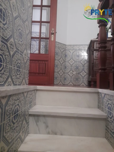 Moradia T3 para Venda em Castanheira de Pêra e Coentral