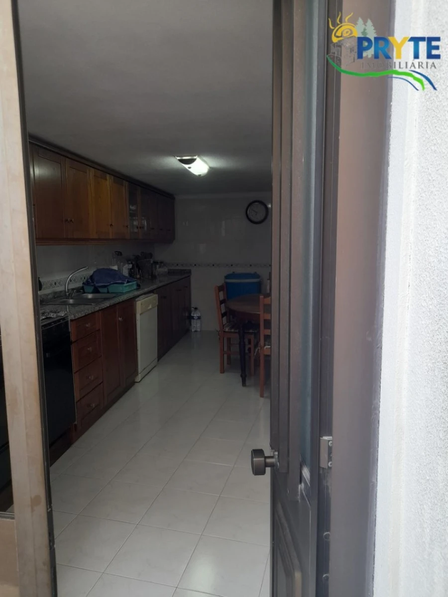 Moradia T3 para Venda em Castanheira de Pêra e Coentral Foto 3