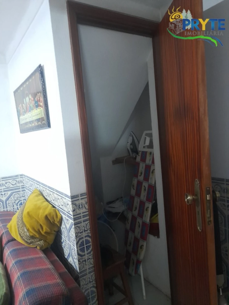 Moradia T3 para Venda em Castanheira de Pêra e Coentral Foto 8