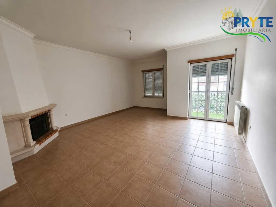 Apartamento T2 para Venda em Sertã Foto 1
